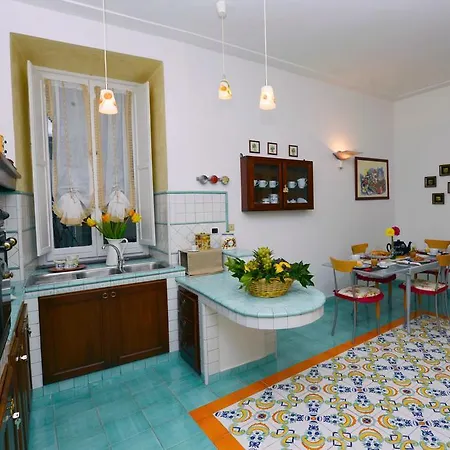 Sognava Oda ve Kahvaltı 4*